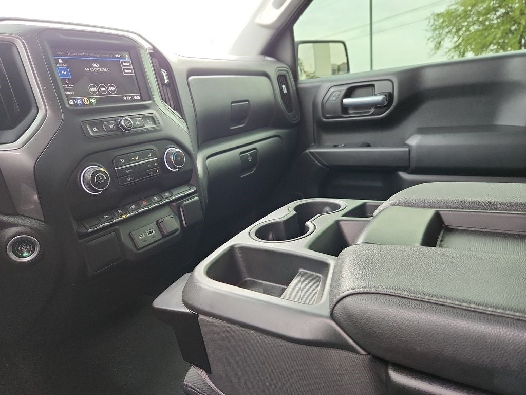 2022 Chevrolet Silverado Custom